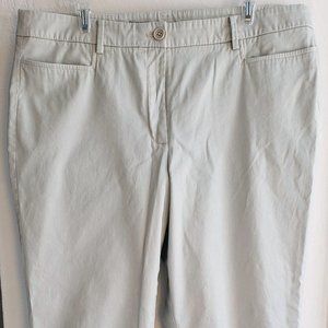 Talbot's Perfect Skimmer Capri Crop Khaki Tan Pockets Button Accents Size 14